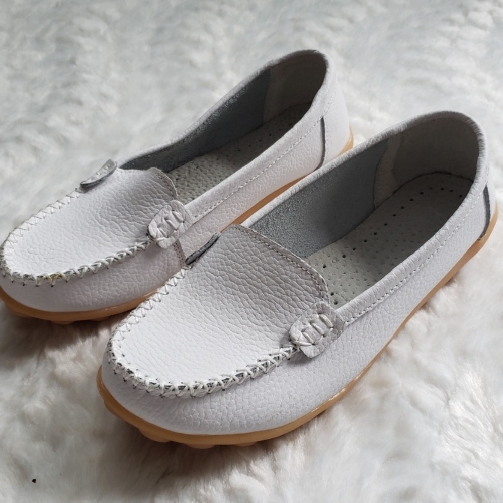Women’s casual white slip on moccasins 38
